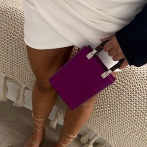 Fendi Mini Sunshine. Tortoise handle detail